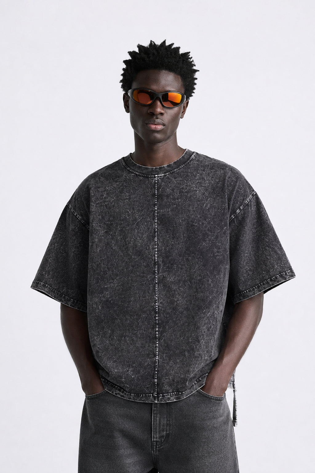 OBSIDIAN WASHED TEE